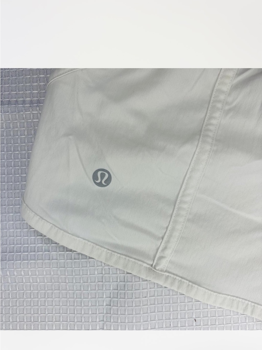 Lululemon Women's white shorts - Picture 3 of 5